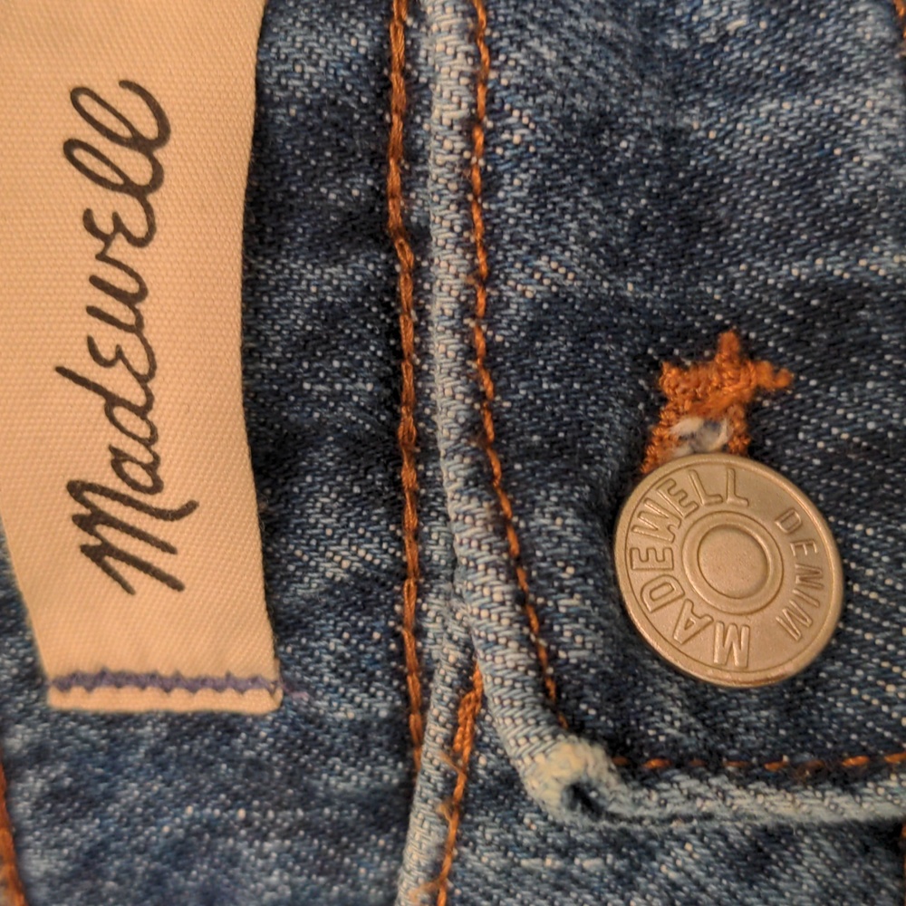 New Madewell slim boy blue jeans.  Size 28.  38" long Medium Blue Wash, Premium - Picture 2 of 9